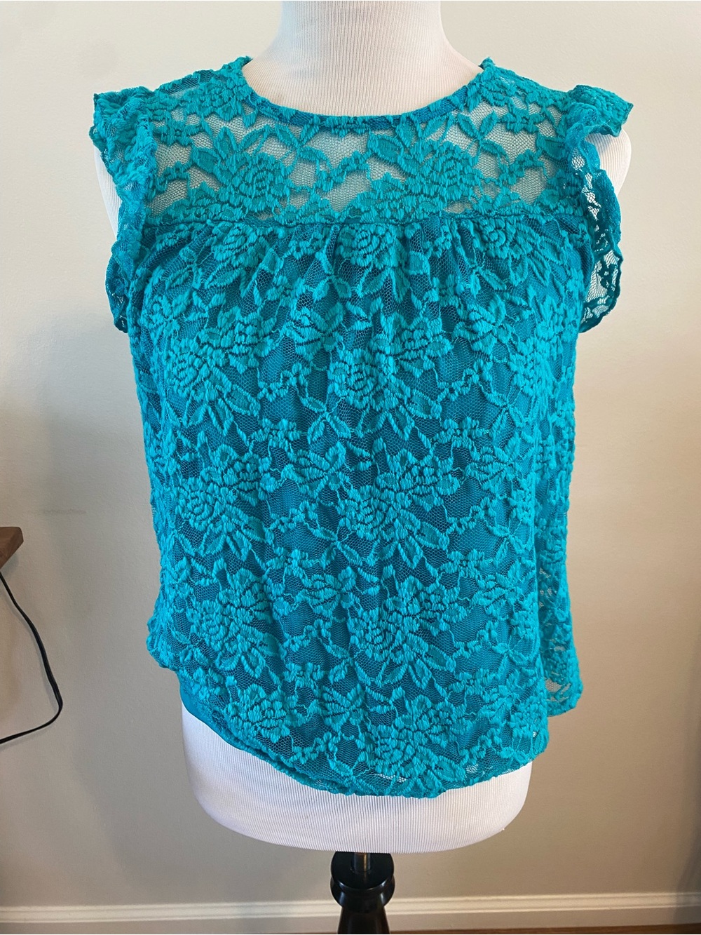Women’s Teal Lace Cap-Sleeve Top